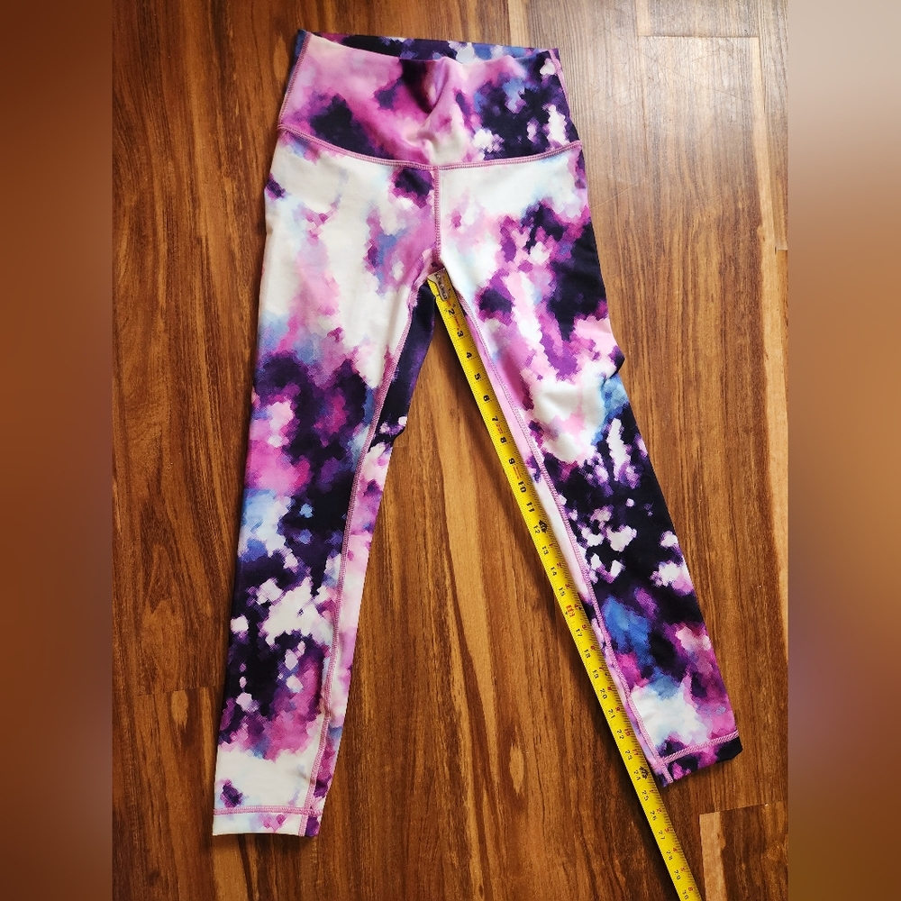 Lululemon size 6 leggings, tie dye purple pink